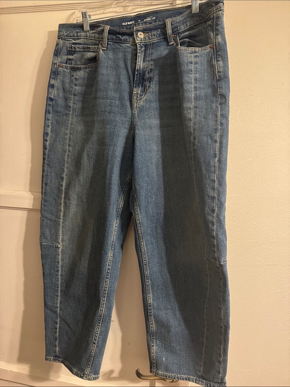Old Navy Women's Light Blue Barrel Jeans